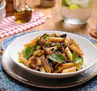 Receita Salada de macarrão com cogumelos