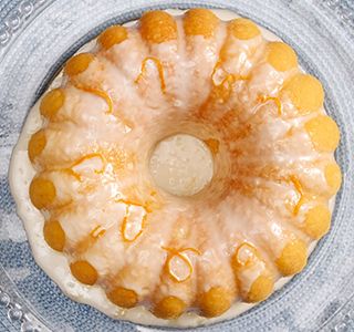 Receita Bolo de laranja com calda de fondant