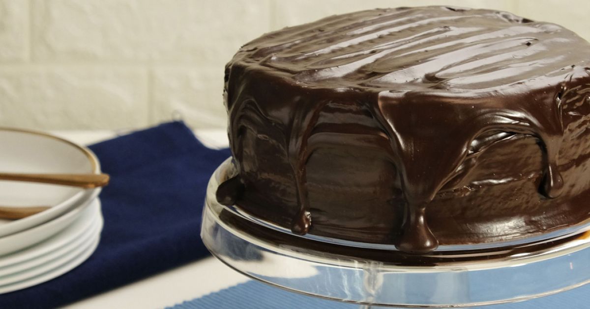 Bolo de chocolate simples no liquidificador - Renata