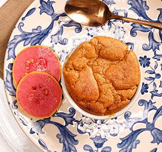 Receita Suflê de queijo com goiabada