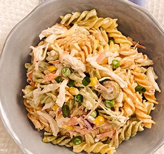 Receita Salada de macarrão com frango