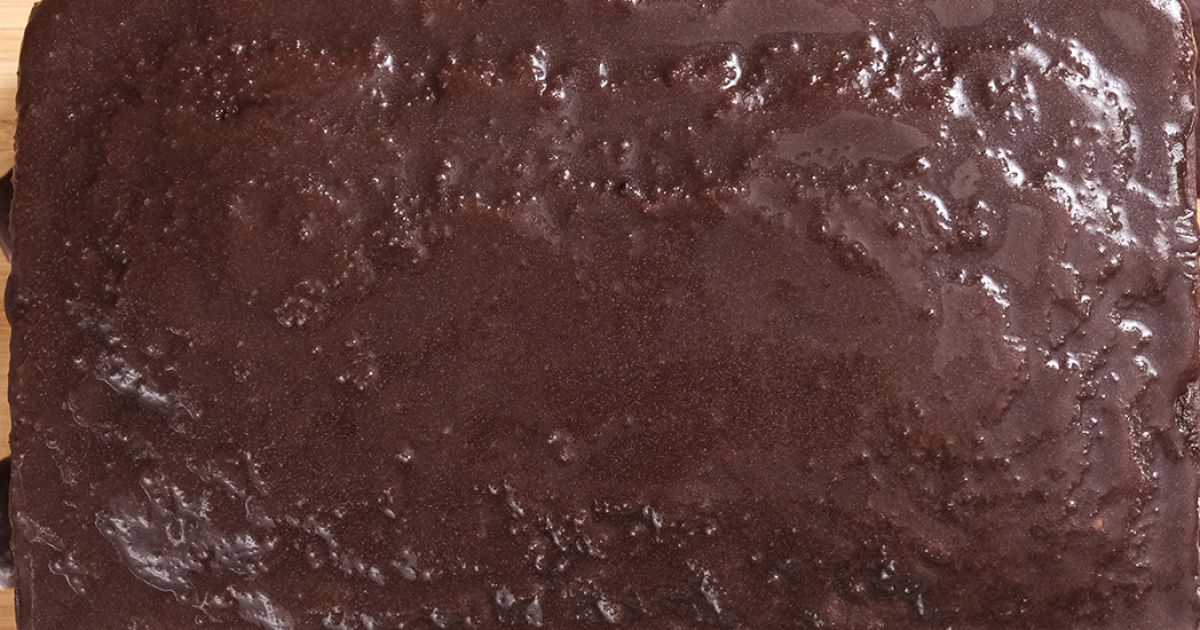 Bolo de Chocolate, simples, de liquidificador, com água