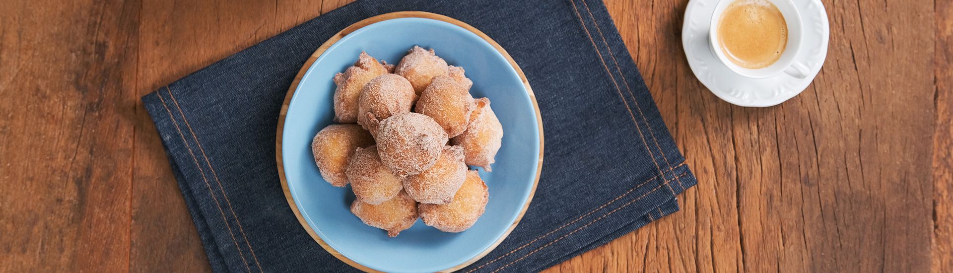 Bolinho de chuva fácil e rápido