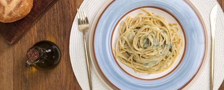 Linguine com gorgonzola