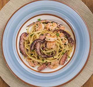 Receita Macarrão de polvo e camarão [DIA DOS PAIS]