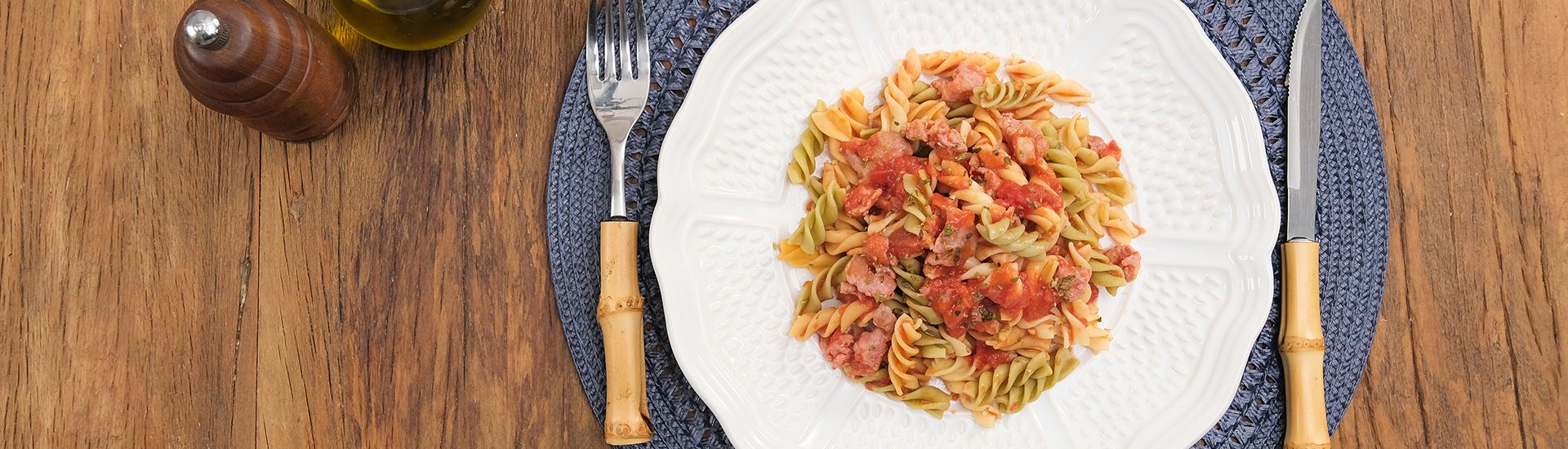 Macarrão com linguiça de panela de pressão