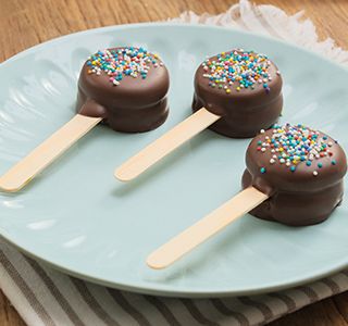 Receita Pirulito de biscoito com chocolate