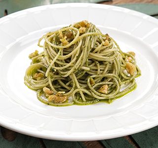 Receita Macarrão com pesto de espinafre
