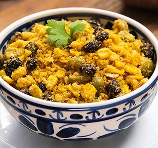 Receita Farofa Cracker com Azeitona, Milho, Passas e Parmesão