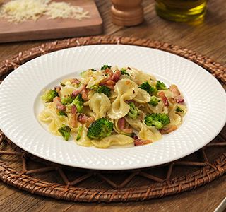 Receita Macarrão com brócolis e bacon