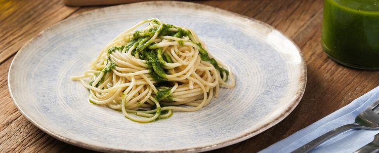 Pesto de rúcula com gorgonzola