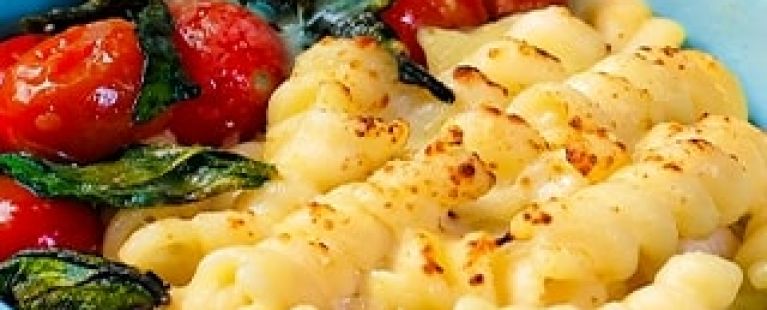 Macarrão com Queijo e Vegetais