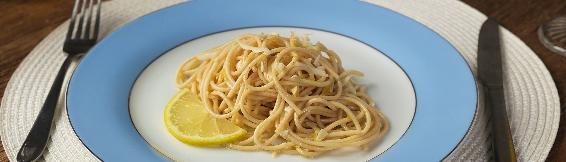 Macarrão em Infusão de Limão com Provolone