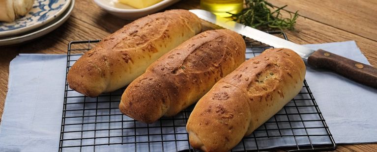 Pão Caseiro de Alecrim e Parmesão