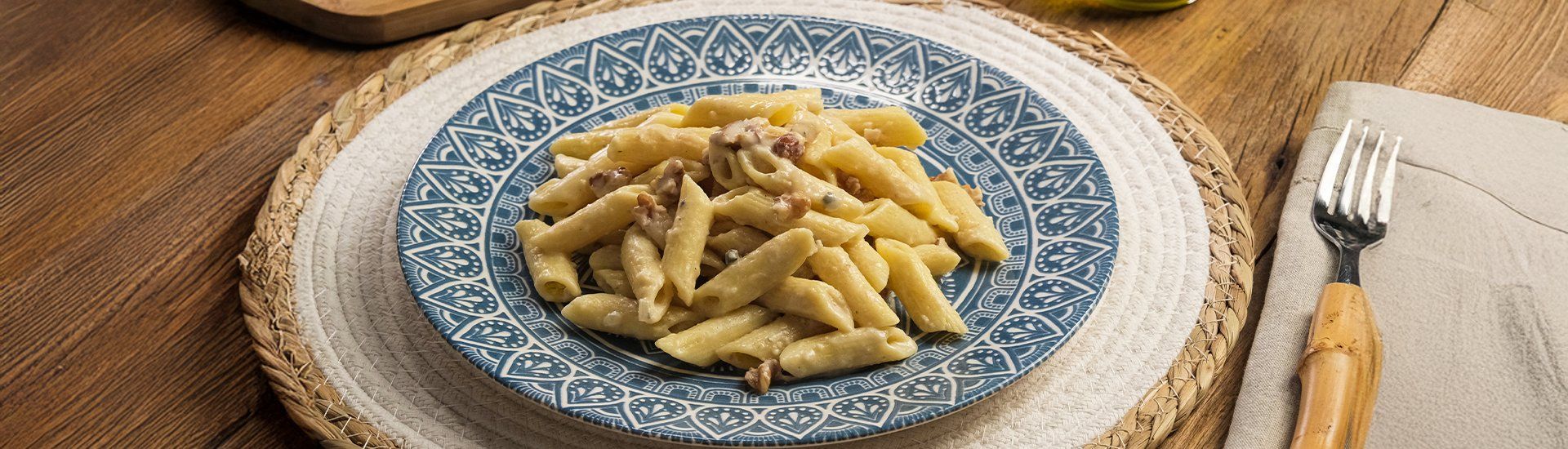 Penne ao Molho de Gorgonzola e Nozes