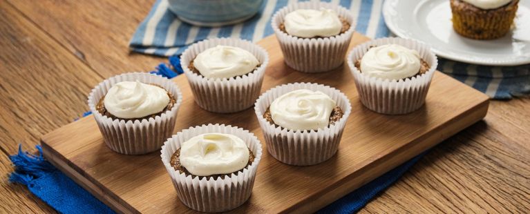 Cupcake de Cenoura com Cobertura de Cream Cheese