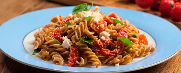 Fusilli com Ricota e Tomate Seco