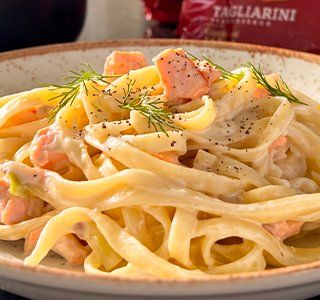Receita Tagliarini com salmão e alho-poró